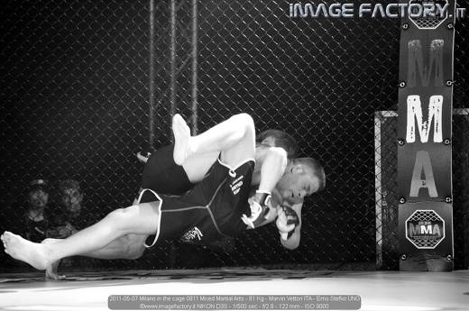 2011-05-07 Milano in the cage 0811 Mixed Martial Arts - 81 Kg - Marvin Vettori ITA - Erno Stefko UNG